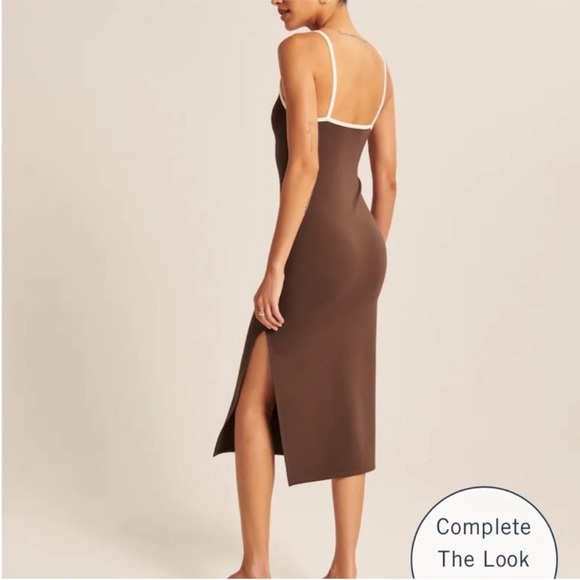 NWOT Abercrombie Notch Neck Brown Dress With White Piping And Slit - Picture 2 of 14